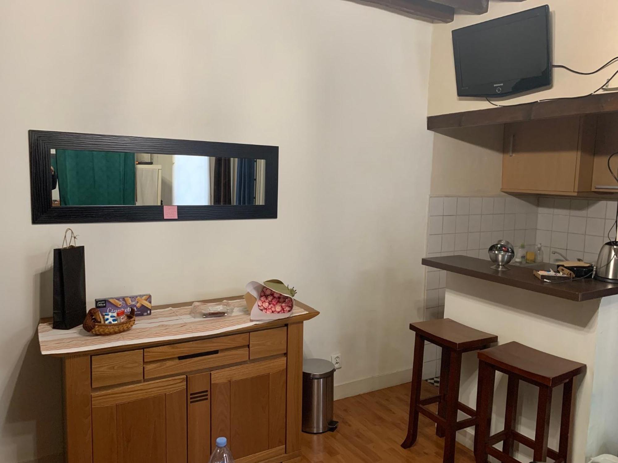 Appartement Design Champ De Mars, 2 Pieces Quartier Tour Eiffel パリ エクステリア 写真